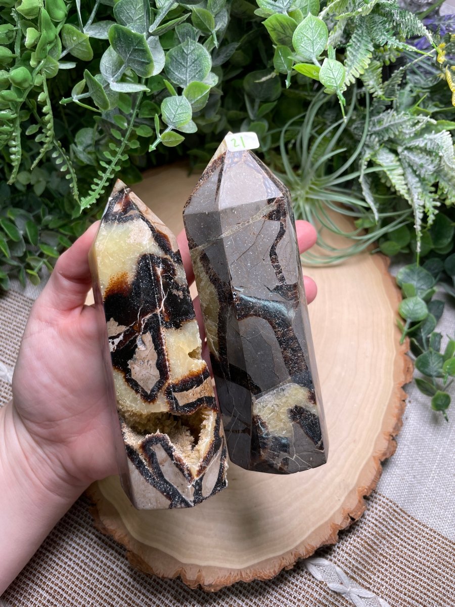 Septarian Tower | Copper Ashes