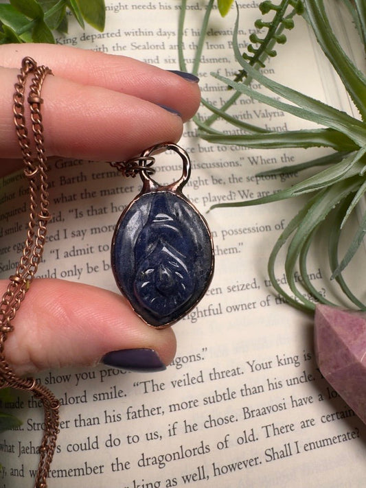 Sodalite Yoni Necklace | Copper Ashes