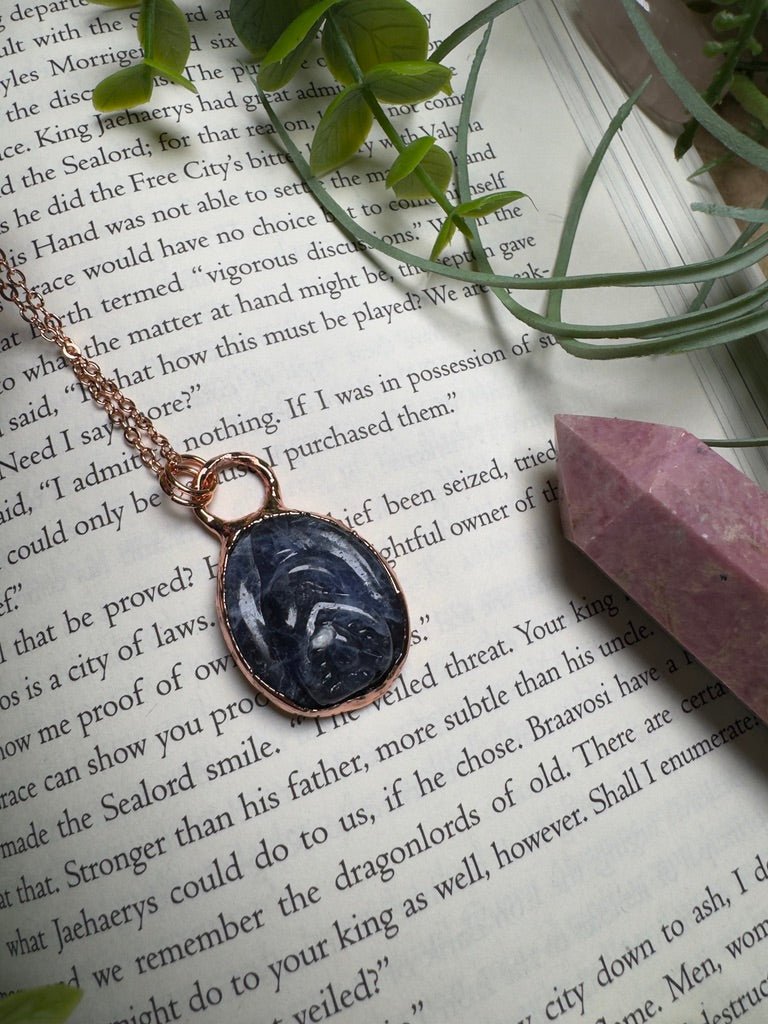 Sodalite Yoni Necklace | Copper Ashes