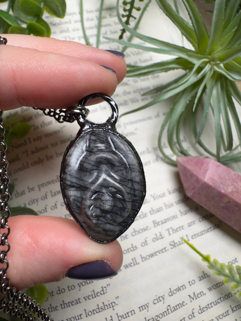 Spiderweb Jasper Yoni Necklace | Copper Ashes