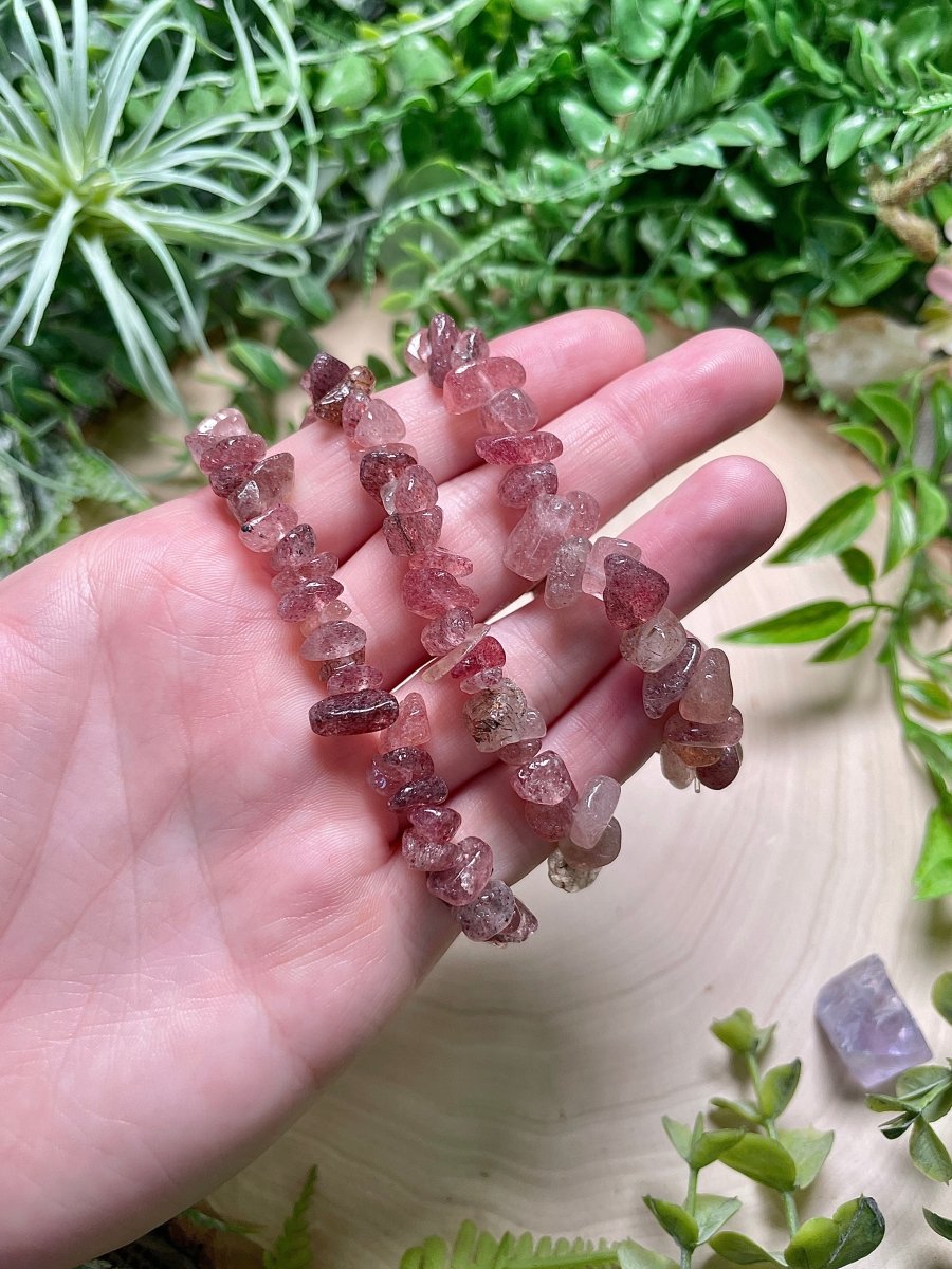 Strawberry Quartz Chip Bracelet | Copper Ashes