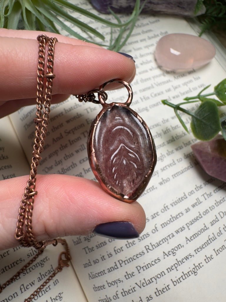 Strawberry Quartz Yoni Necklace | Copper Ashes