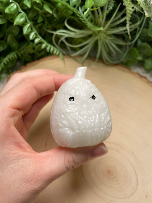 Synthetic White Jade Haunted Squash | Copper Ashes