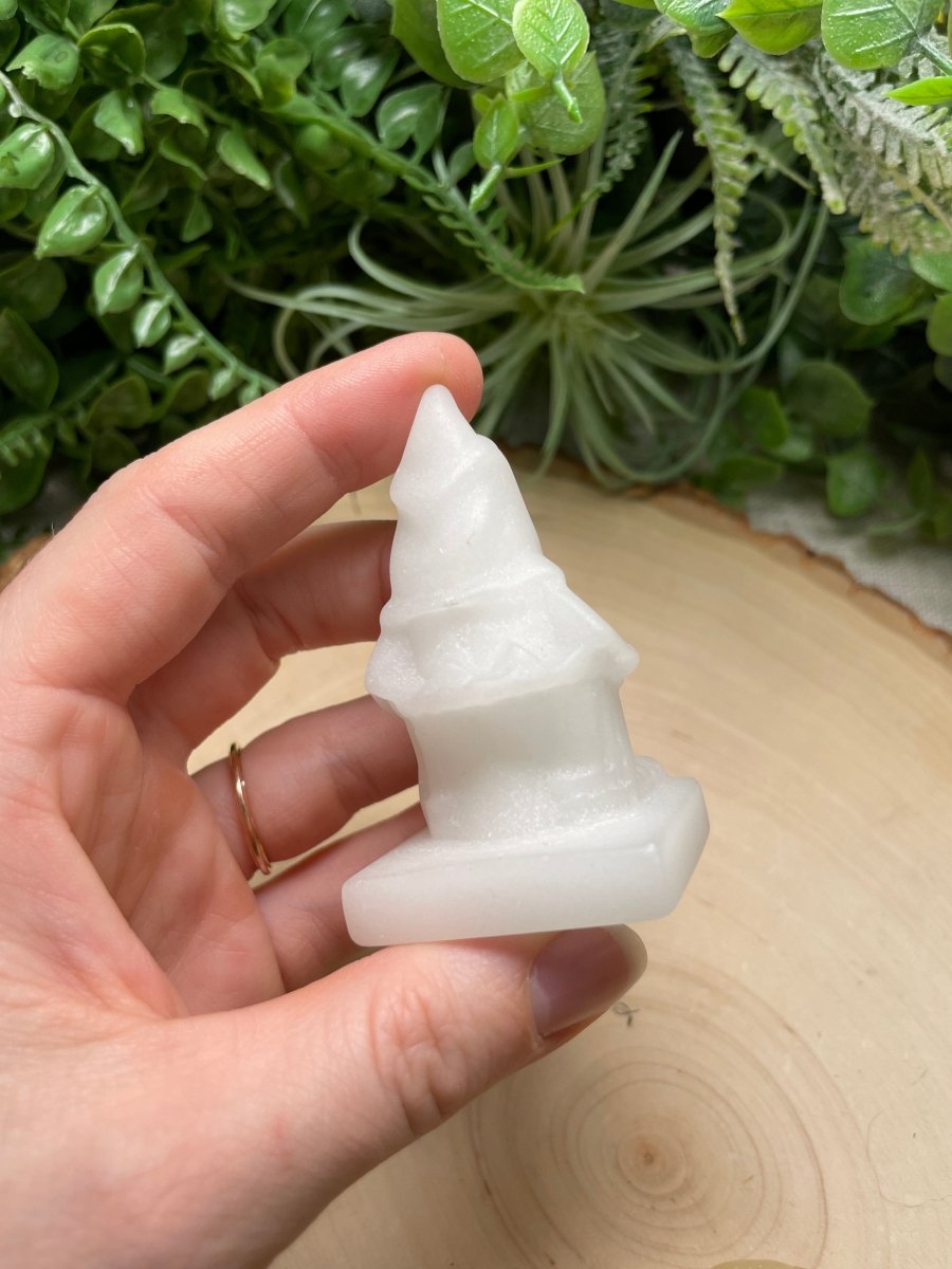 Synthetic White Jade Scarecrow | Copper Ashes