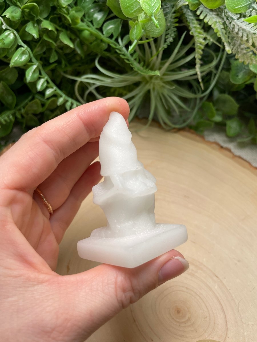 Synthetic White Jade Scarecrow | Copper Ashes