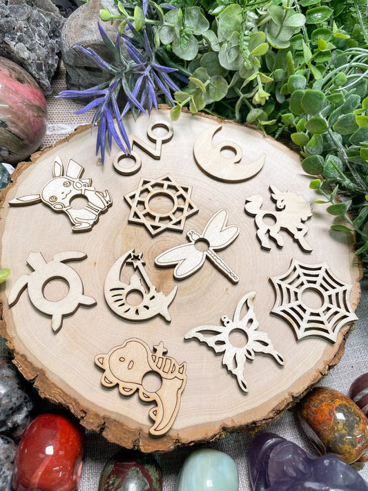 Wooden Small Sphere Stand | Copper Ashes